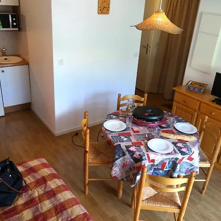 Dans De Luchon Apartment *